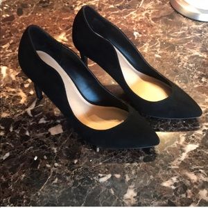 Sexy Black Suede Davonna Pump